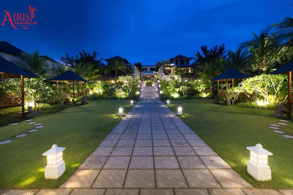 Airis Luxury Villas & Spa Ungasan Extérieur photo
