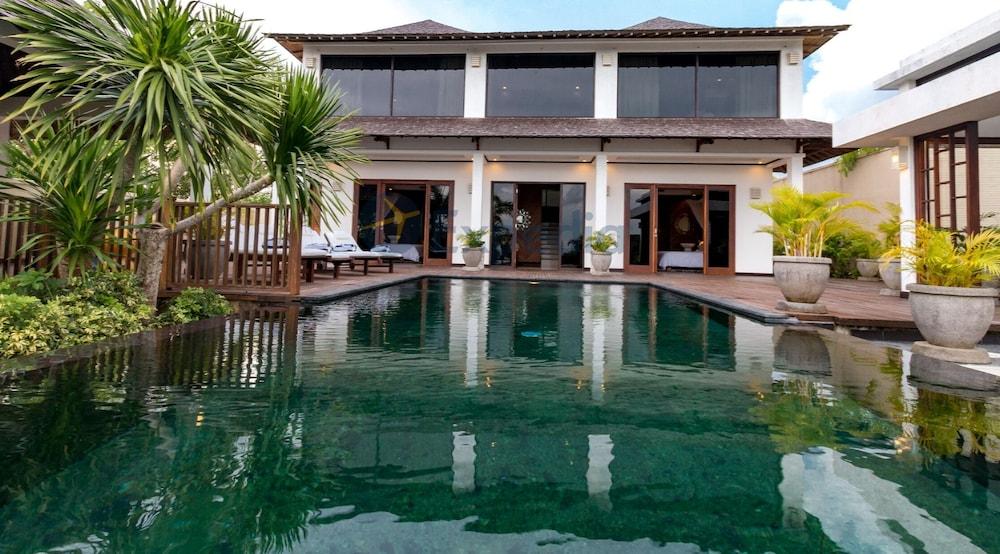 Airis Luxury Villas & Spa Ungasan Extérieur photo